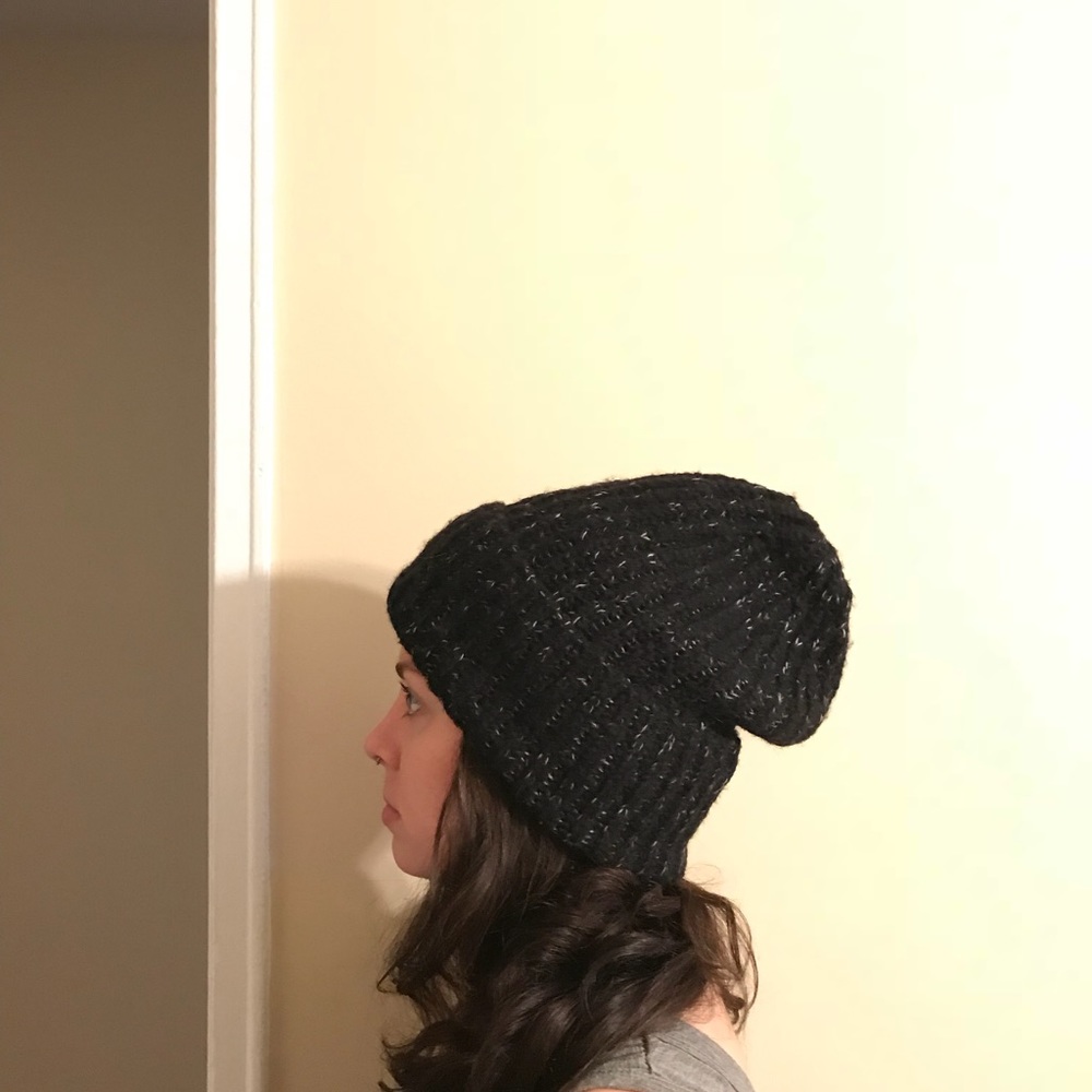 Michael Kors winter hat - Picture 4 of 4